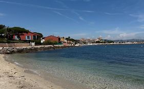 Vue Sur Les Iles D'Or